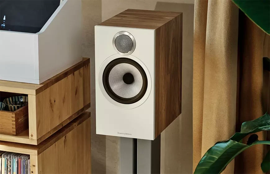 Bowers & Wilkins 606 S3