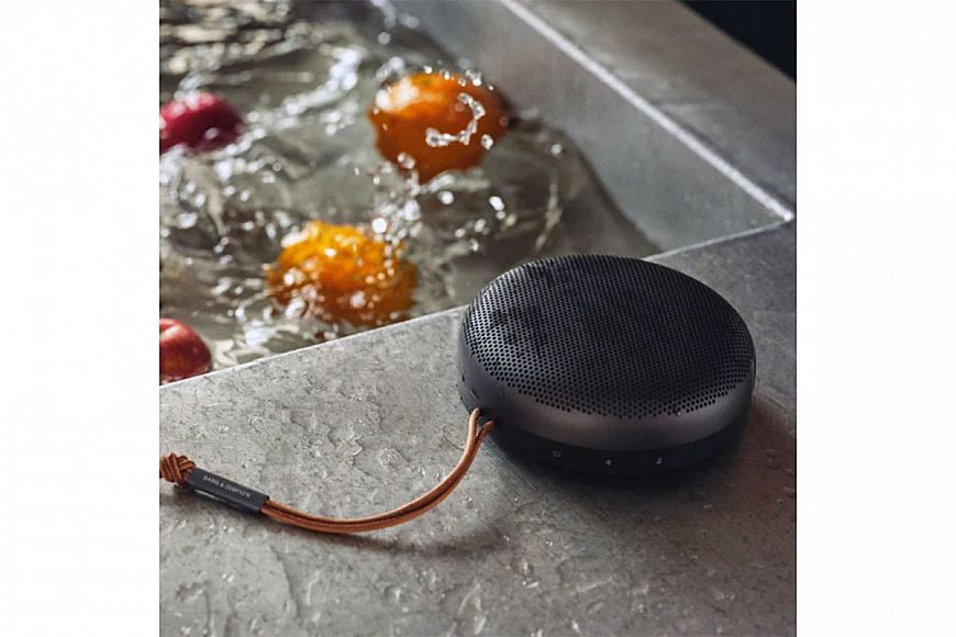 6. Bang & Olufsen Beosound A1 6. Bang & Olufsen Beosound A1