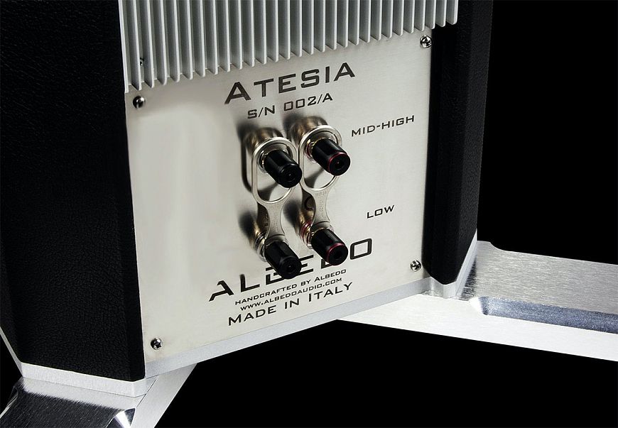 Albedo Atesia - flagship floorstanding speakers powered by Helmholtz resonators Albedo Atesia - flagship floorstanding speakers powered by Helmholtz resonators