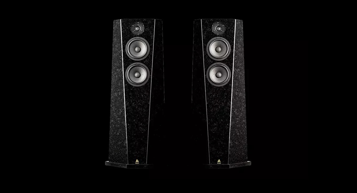 7 speakers made from unusual materials: Chitin drivers, porcelain and concrete cabinets