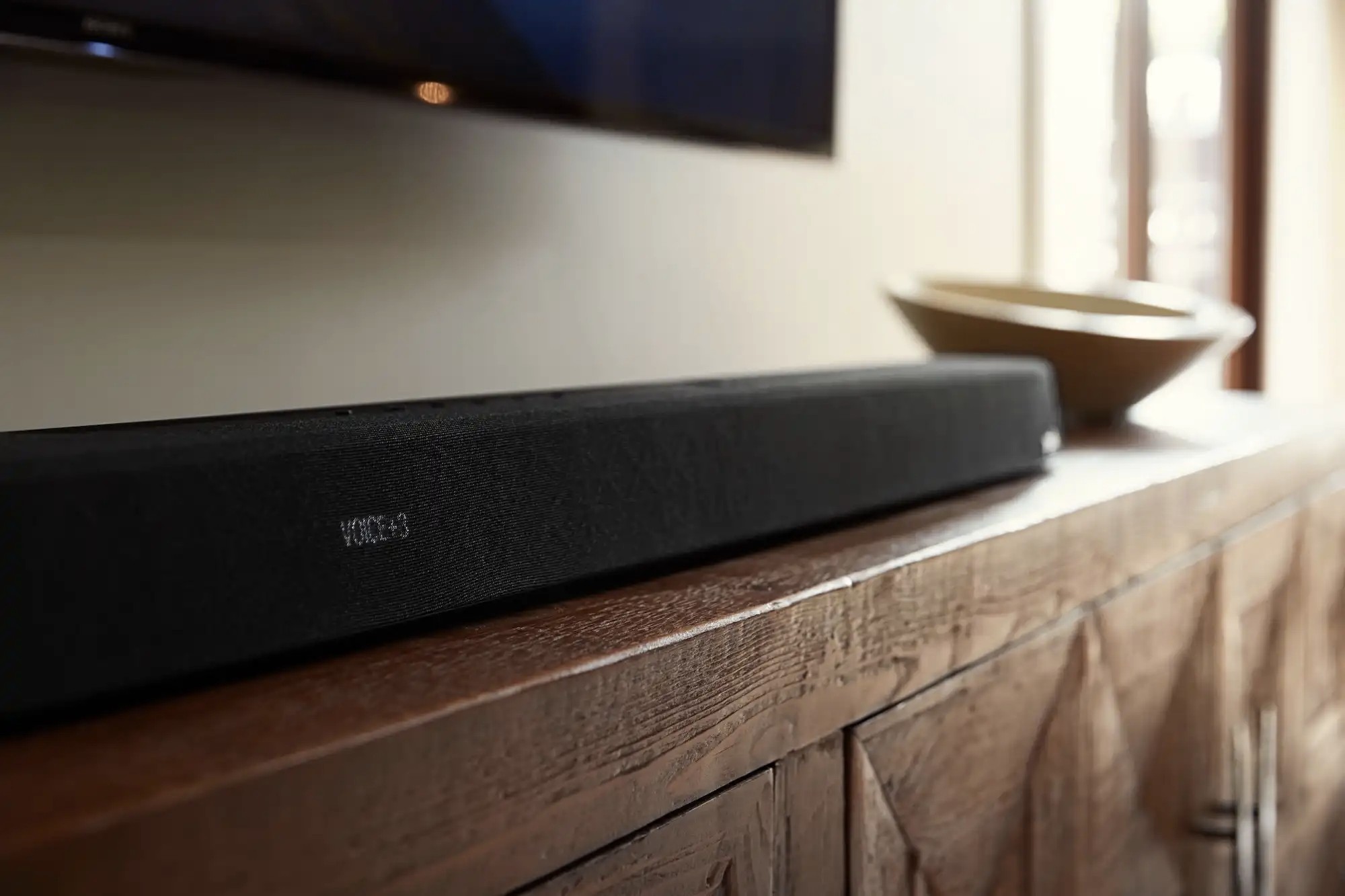 Polk Audio Introduces MagniFi Max AX and MagniFi Max AX SR Soundbars