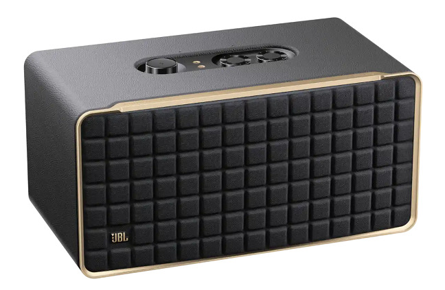 JBL Authentics 500 seeks to resemble the brand's first models