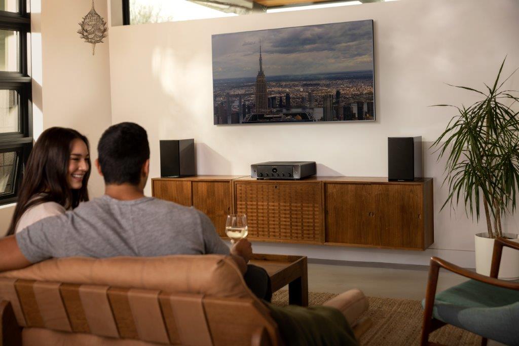 Marantz_Model40n_Home-Theater_Black_Lifestyle_001-1.jpg Marantz_Model40n_Home-Theater_Black_Lifestyle_001-1.jpg