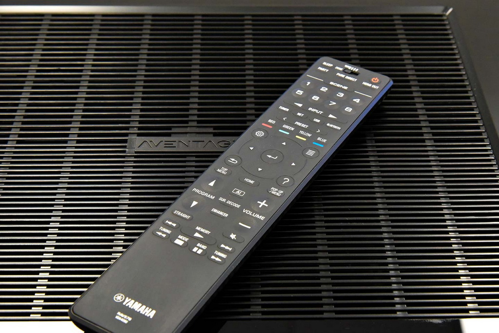Yamaha-RX-A6A-Fernbedienung.jpg Yamaha-RX-A6A-Fernbedienung.jpg