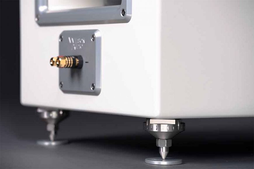 Wilson Audio Alexx V Officially Unveiled! Wilson Audio Alexx V Officially Unveiled!