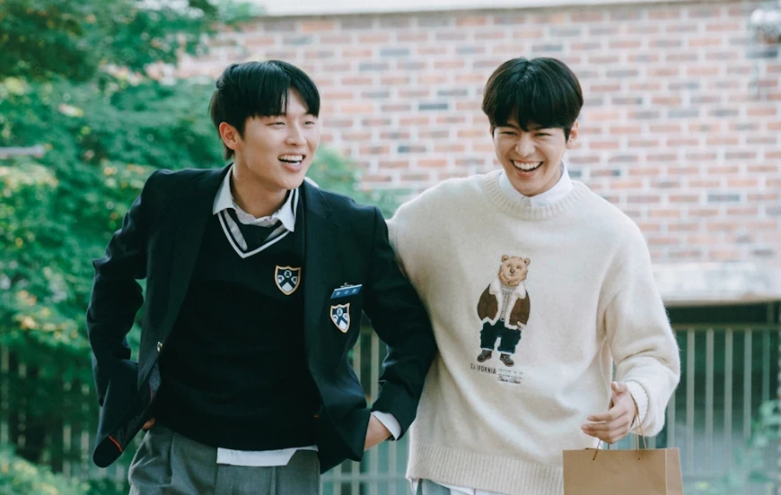 10. Sparkling watermelon / Banjjakineun watermelon (2023)