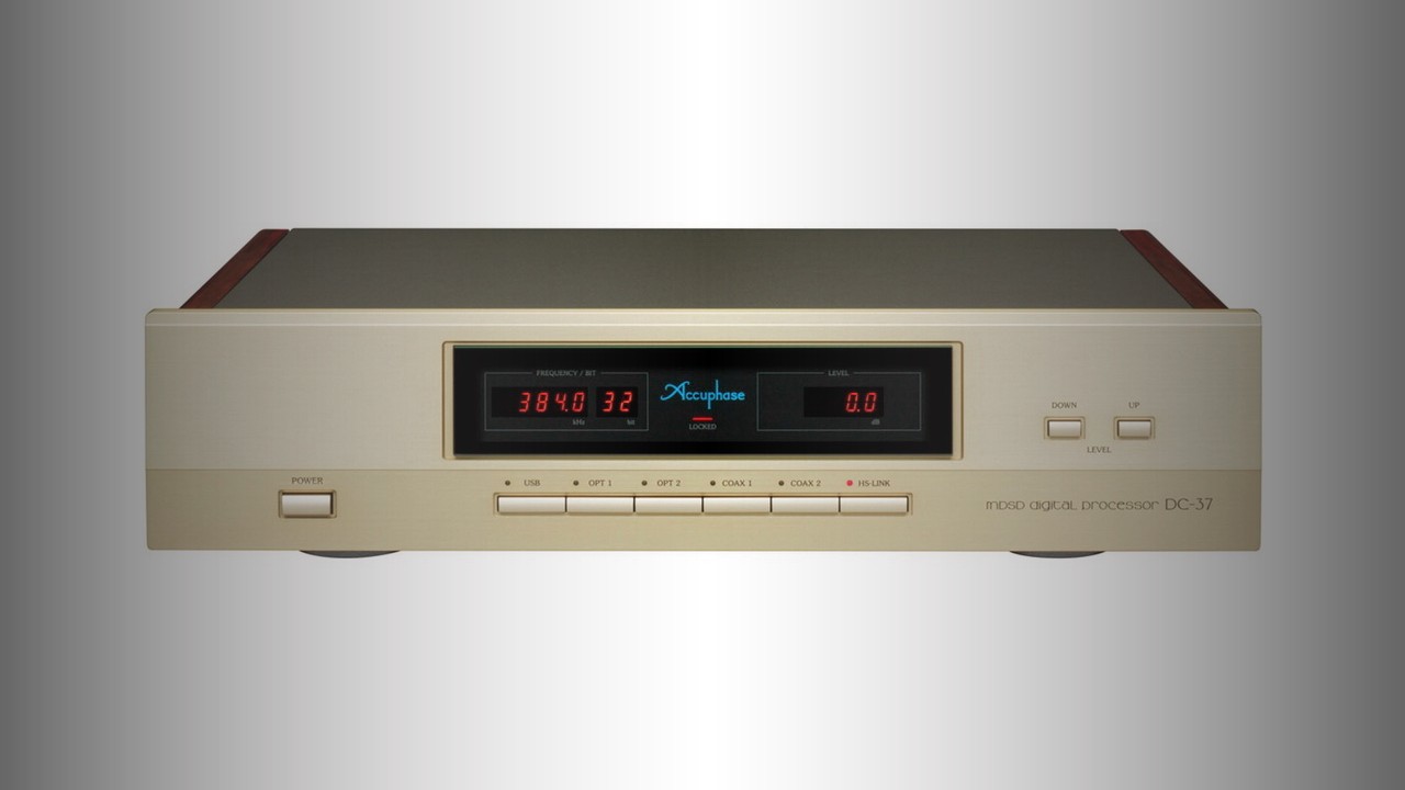 Accuphase DC-37