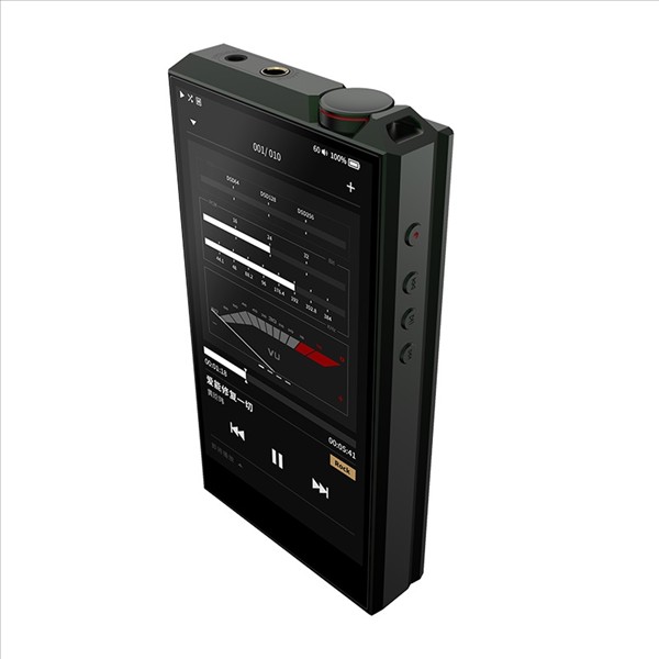 Luxury & Precision E7 - player on two AK4497