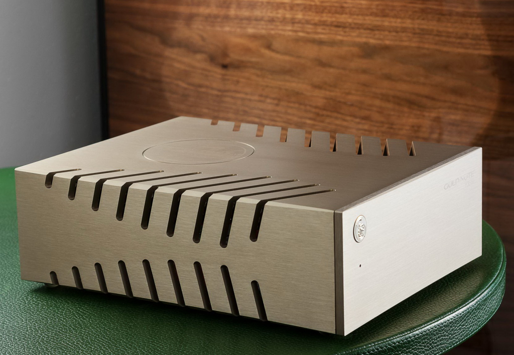 PSU-10-lifestyle-3.jpg PSU-10-lifestyle-3.jpg