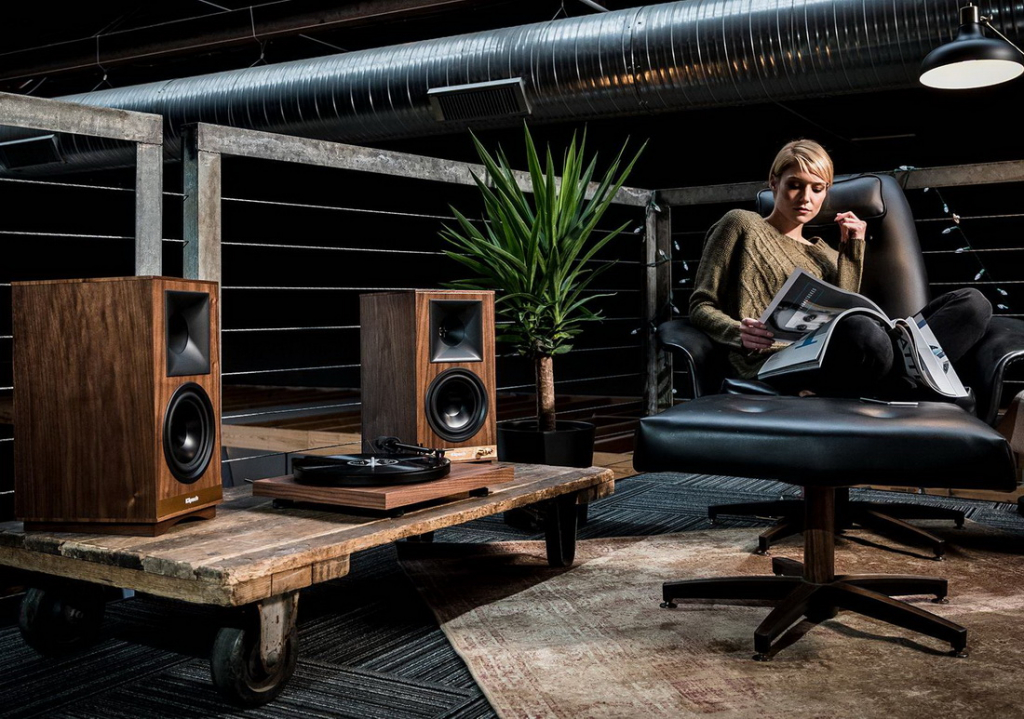 The-Sixes-Hero-3.jpg The-Sixes-Hero-3.jpg