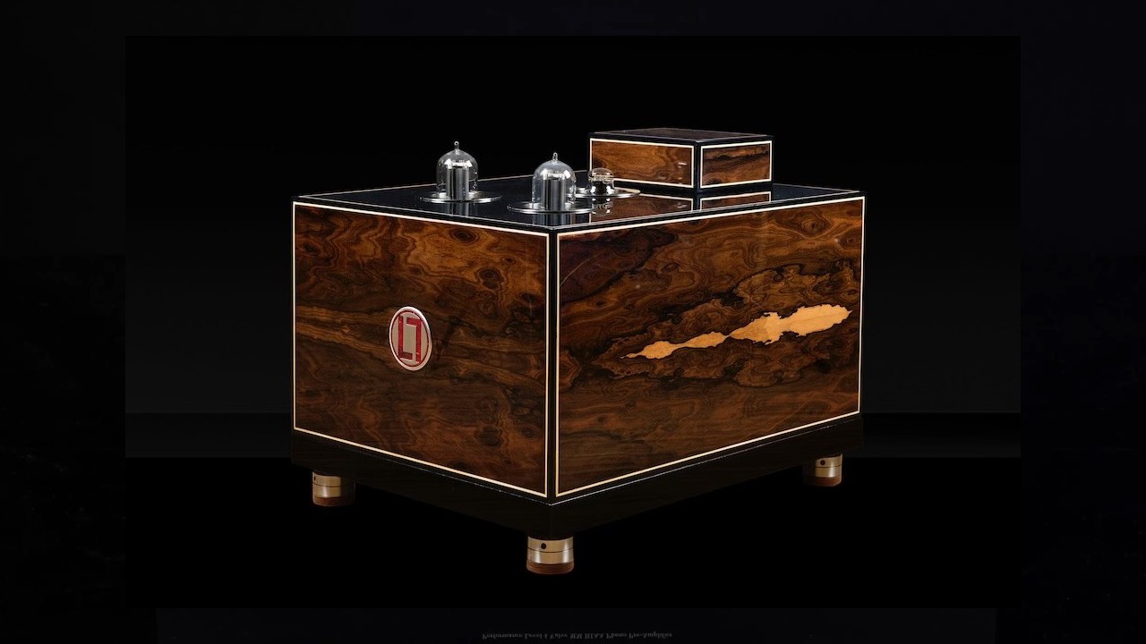 LORENZO AUDIO LABS 211PP MONO POWER AMPLIFIERS AND 2A3 PREAMPLIFIER