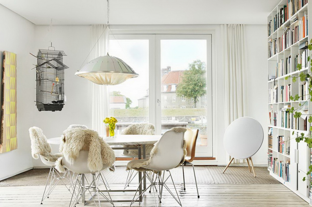 Bang & Olufsen BeoPlay A9 lifestyle 3.jpg Bang & Olufsen BeoPlay A9 lifestyle 3.jpg