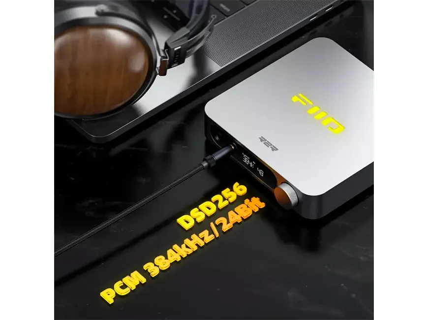 External DAC with headphone amplifier FiiO K11 R2R