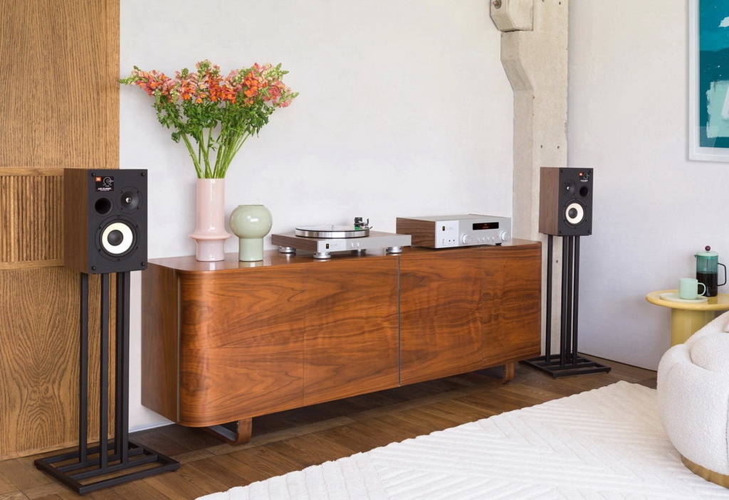 Set3-JBLSA550TT350L52Classic-NoGrillsh.jpg Set3-JBLSA550TT350L52Classic-NoGrillsh.jpg