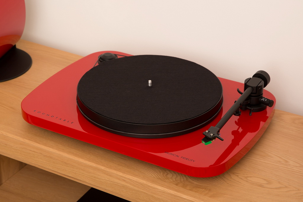 ROUNDTABLE RED TEXT web.jpg