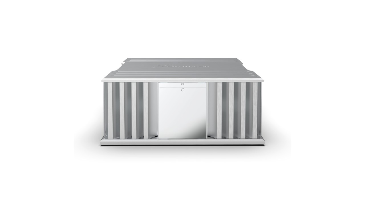 The Reference Line power amplifier consistently benefits from the experience and knowledge that Burmester has derived from four decades of successful amplifier development.