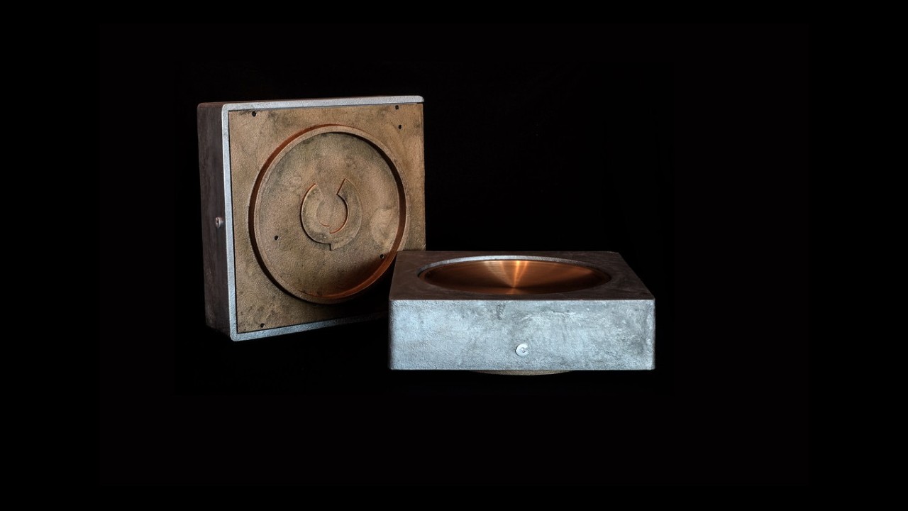 Cinnamon Galle - a sleek DAC with a unique body structure