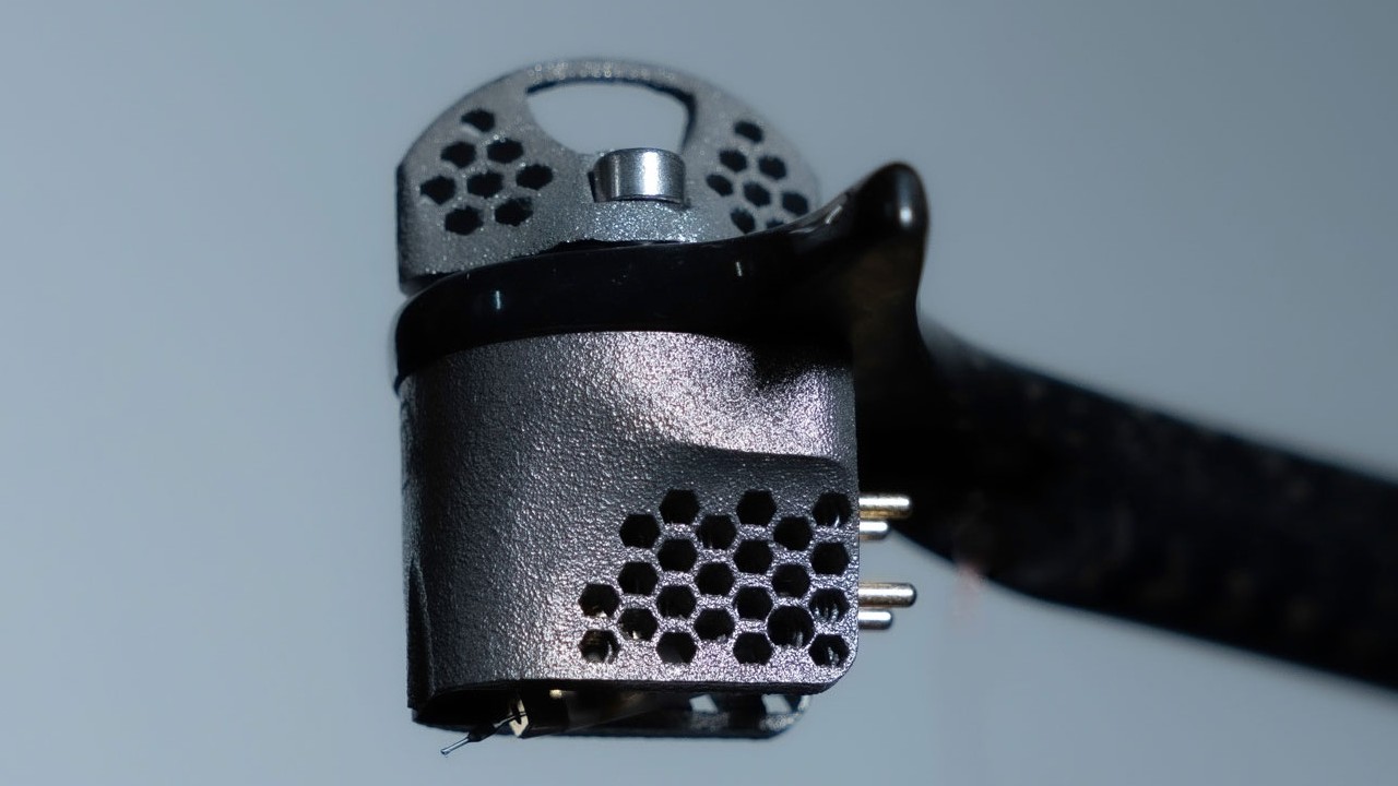 Wilson Benesch Tessellate Ti