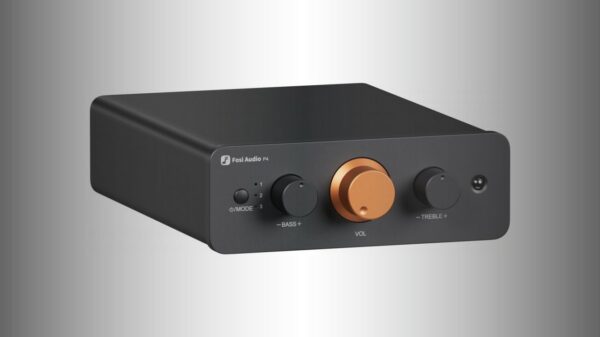 Fosi Audio P4: Compact preamplifier with a wide range of capabilities
