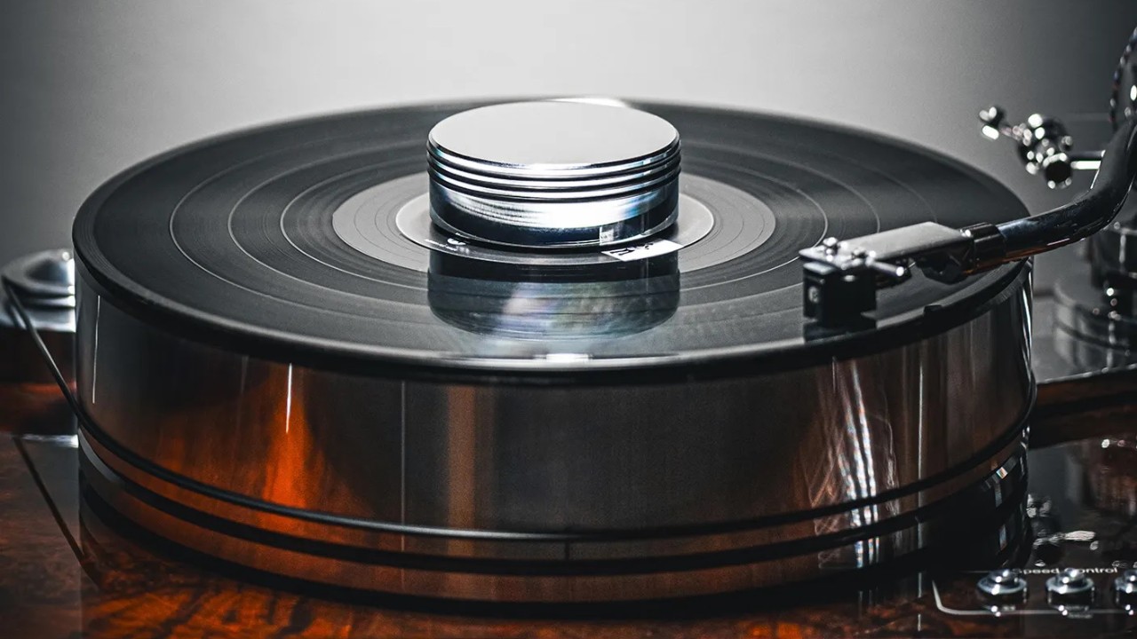 Pro-Ject Audio Record Puck S, DS and RS: for stabilizing records and turntables