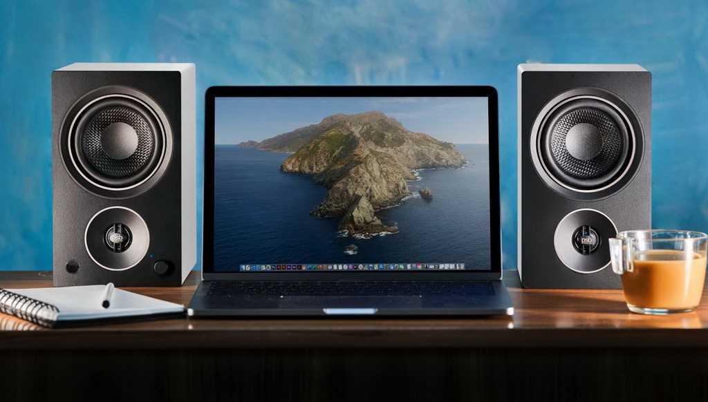 am3_with_laptop_on_blue_-_white_without_grills__large_full.jpg am3_with_laptop_on_blue_-_white_without_grills__large_full.jpg