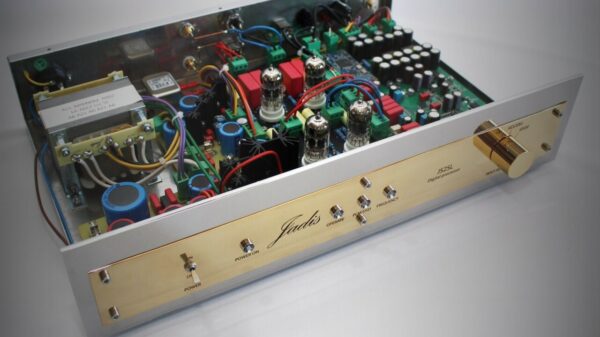 Jadis JS2 SL and JS5: DA converters with tubes
