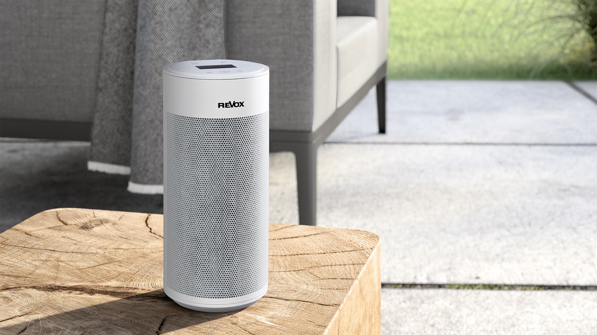 Revox Studiomaster A200: High-End Wireless Speaker with Multi-Room Support & 12-Hour Battery