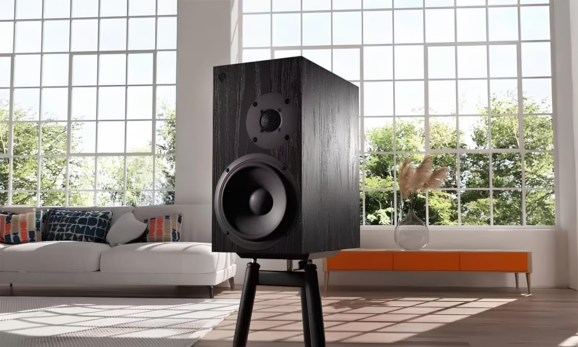 OePhi Lounge 2 and Lounge 2.5: Minimalist Design Meets Acoustic Precision