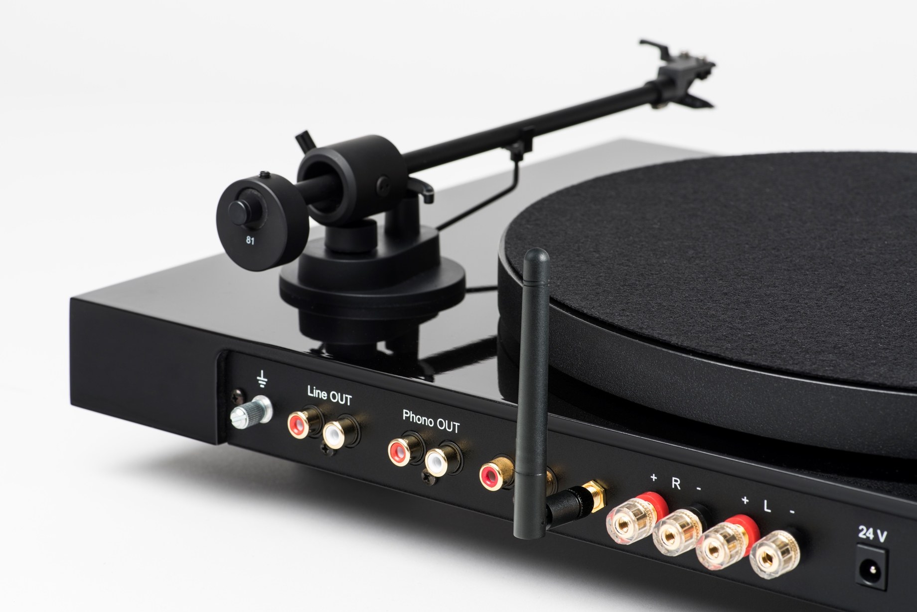 Plug and Play: How to Choose the Best All-in-One Turntable