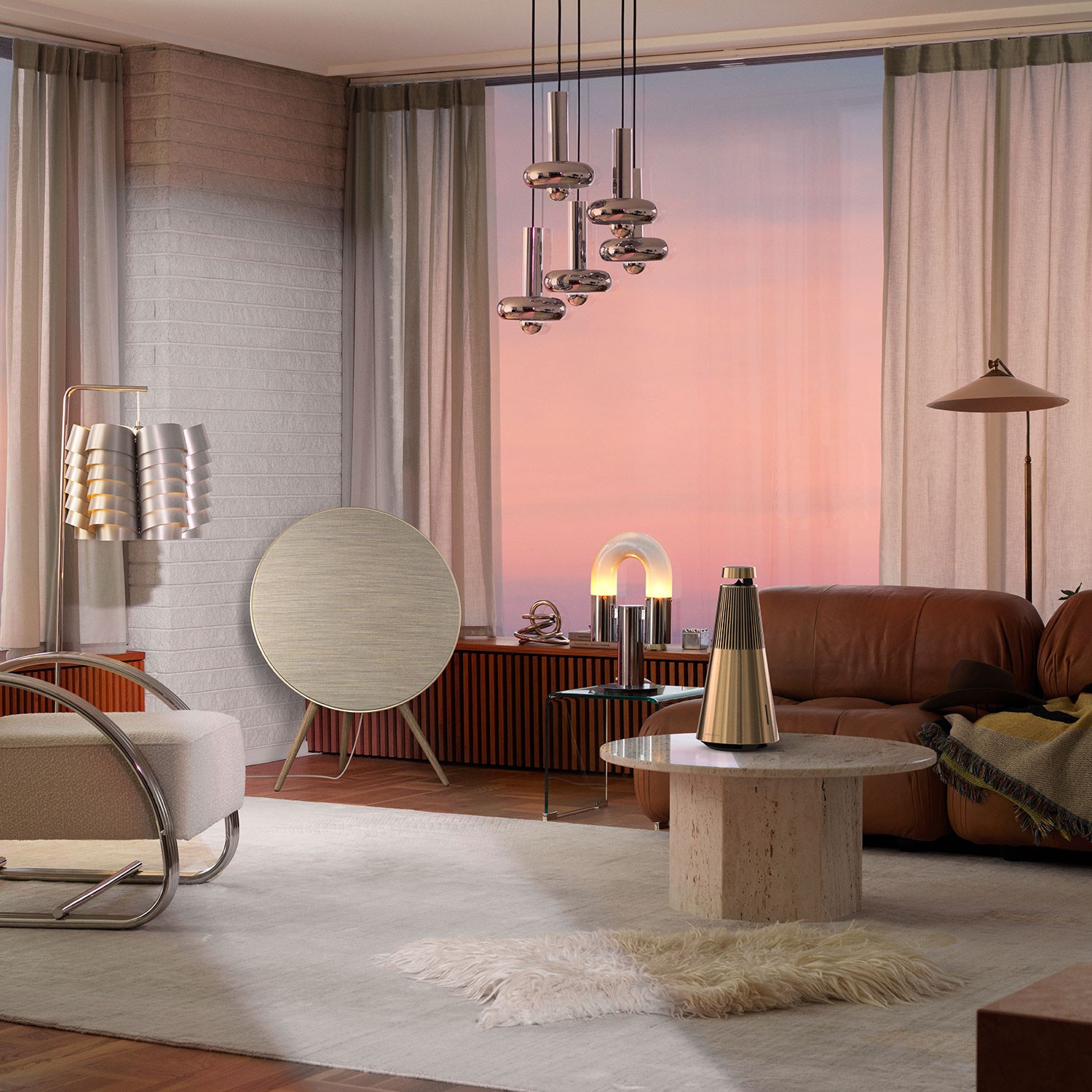 Beosound A9 5th Gen. is a powerful and well-performing wireless speaker that can be used alone or as part of a multi-room wireless system. 