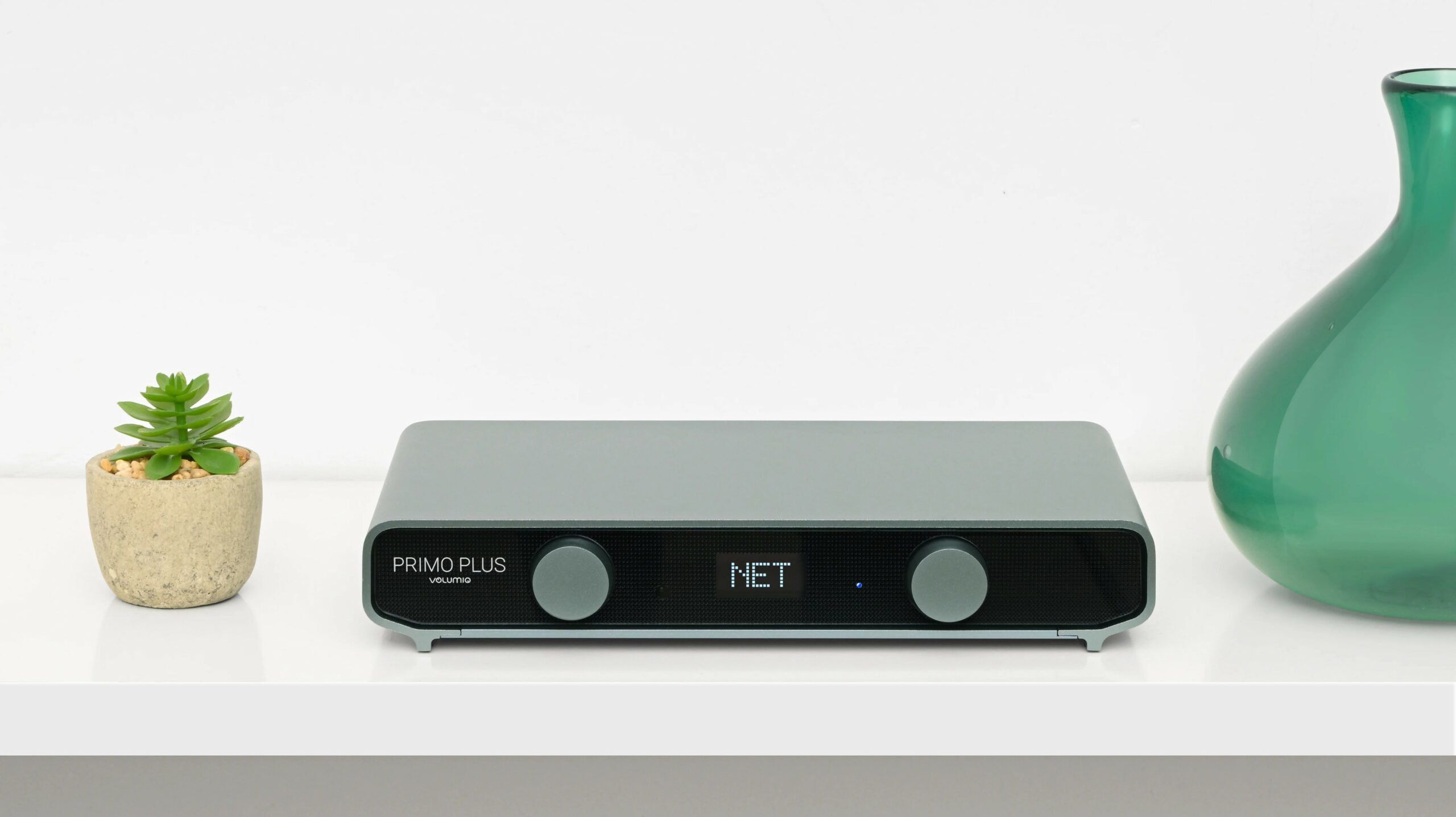 Meet the Volumio Primo Plus, a premium DAC and streamer offering low distortion, dual ESS DAC chips, and advanced features for demanding audiophiles.