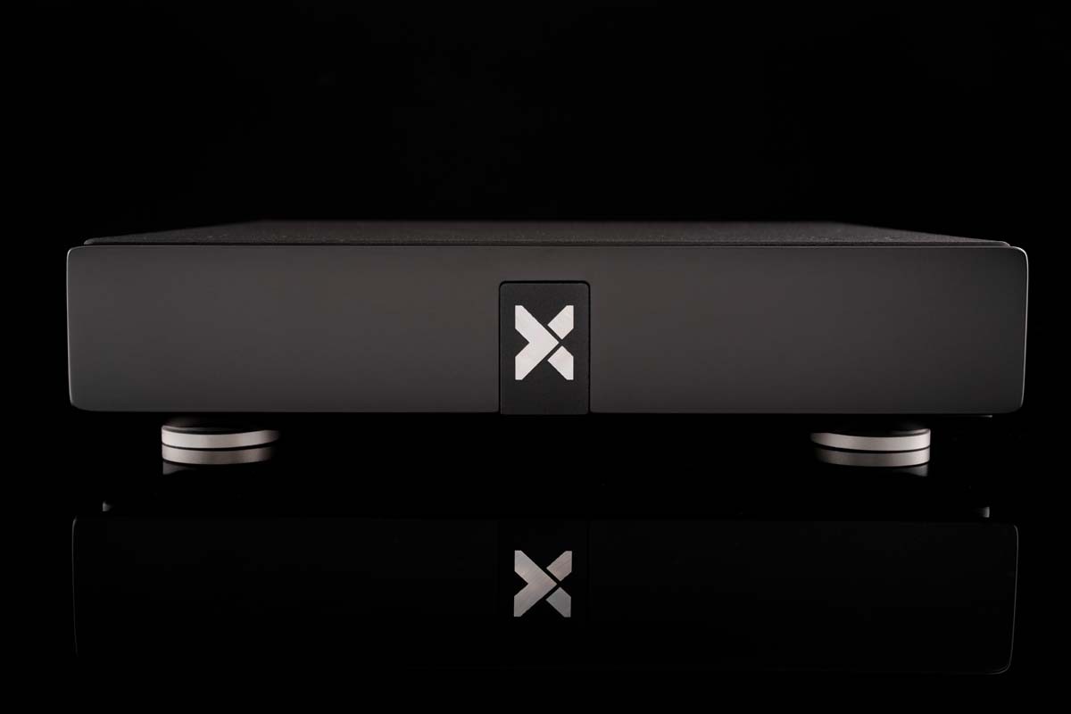 According to the manufacturer, the Axxess Switch was developed to give streaming systems unprecedented clarity, stability, and authentic musicality.