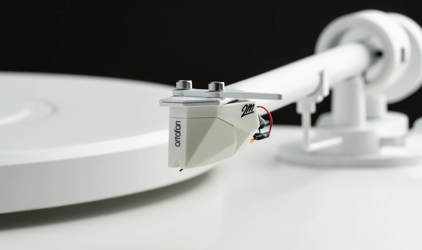 Pro-Ject Audio T1 White Edition