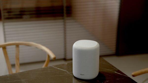 WiiM Sound Lite: Compact Smart Speaker with Hi-Res Audio, Stereo Pairing and Multi-Room Support