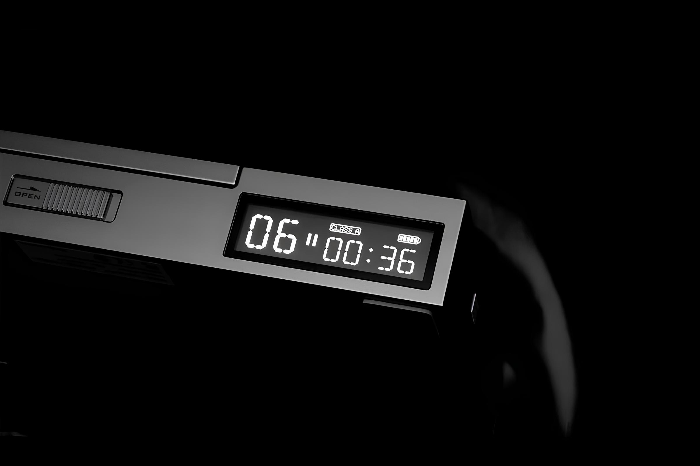 Dunu Concept R: A Portable CD Player for People Who Still Love Discs