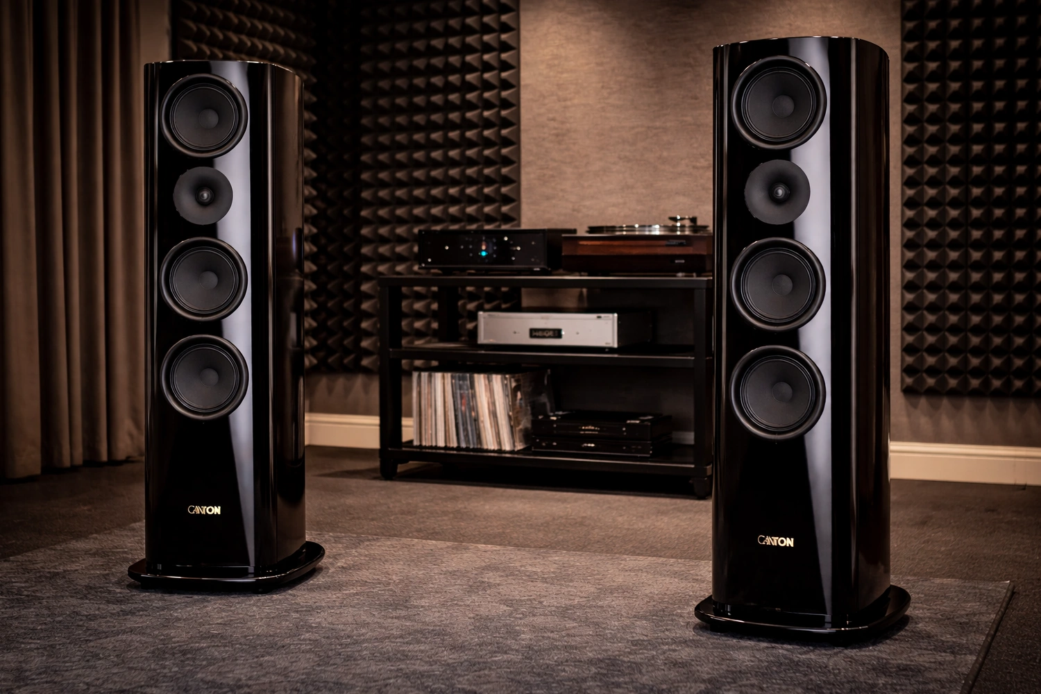 Featuring ceramic tungsten drivers, RC room compensation, and a down-firing bass guide, the Canton Reference 5 delivers controlled, wide-band high-end sound.