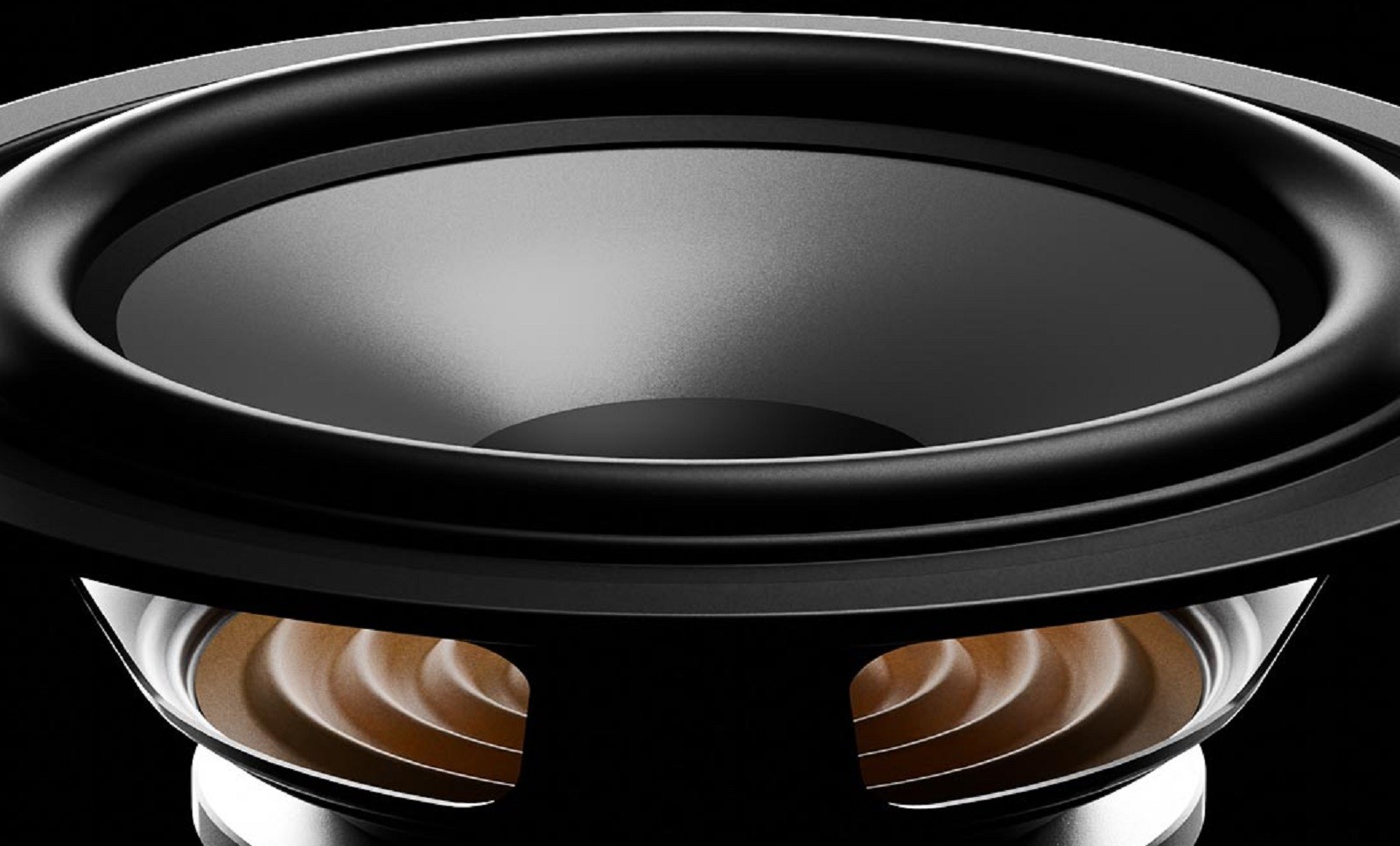 One of the SE100's standout features is its RTC (Rapid Transit Coil) engine, which features a high-purity, oxygen-free copper voice coil for fast transient response with abundant power. 