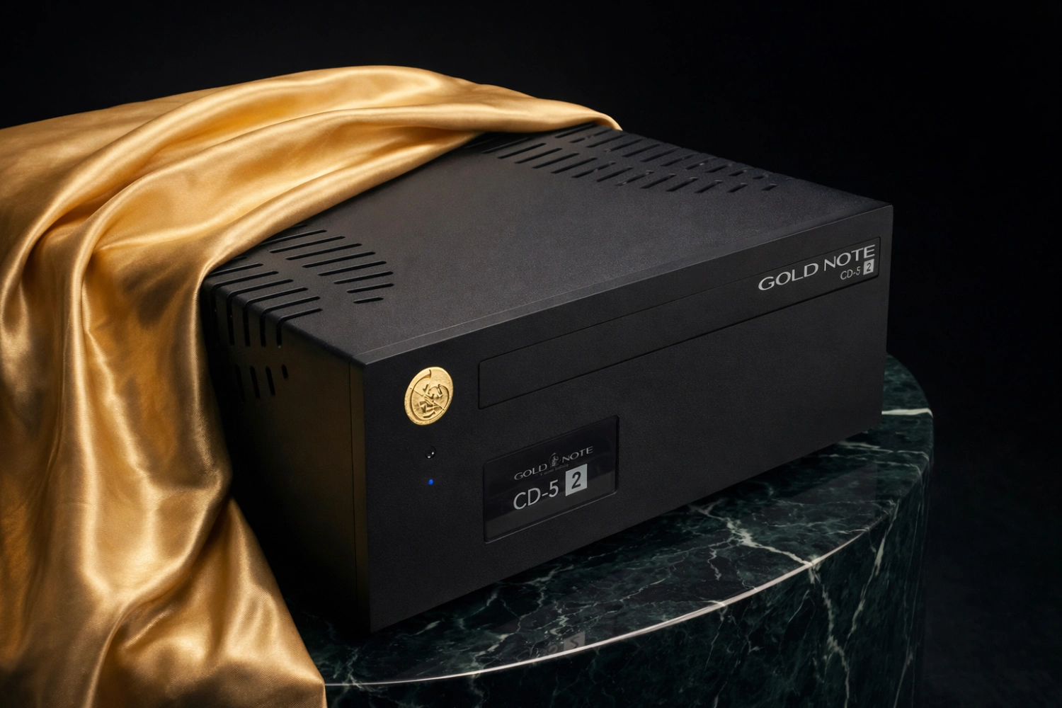 Gold Note CD-5.2: High-End CD Player with AKM DAC, Balanced Outputs, and Direct-to-Amp Control