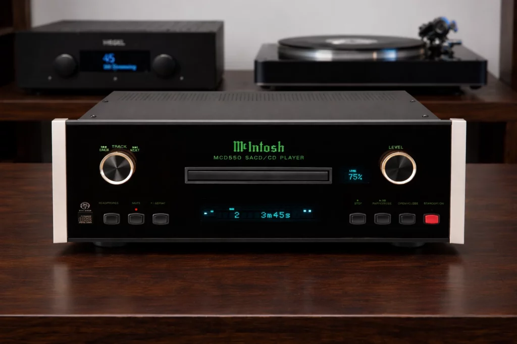 With its Sabre32 Reference DAC, Quad Balanced design, and direct power-amp connectivity, the McIntosh MCD550 delivers breathtaking detail, massive soundstage, and ultra-low jitter. A true audiophile SACD/CD player built for pure high-end listening